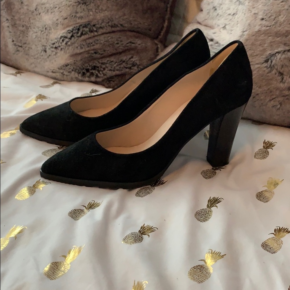 Black suede heels rugged rubber bottom 39 like new
